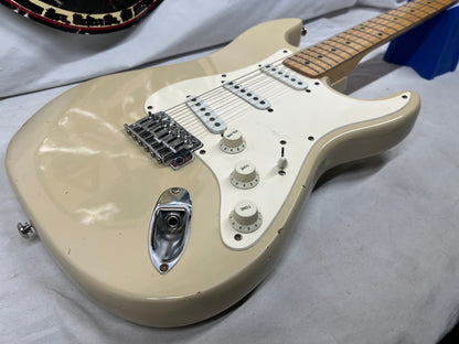 Harmony S-Style Doublecut Electric Guitar