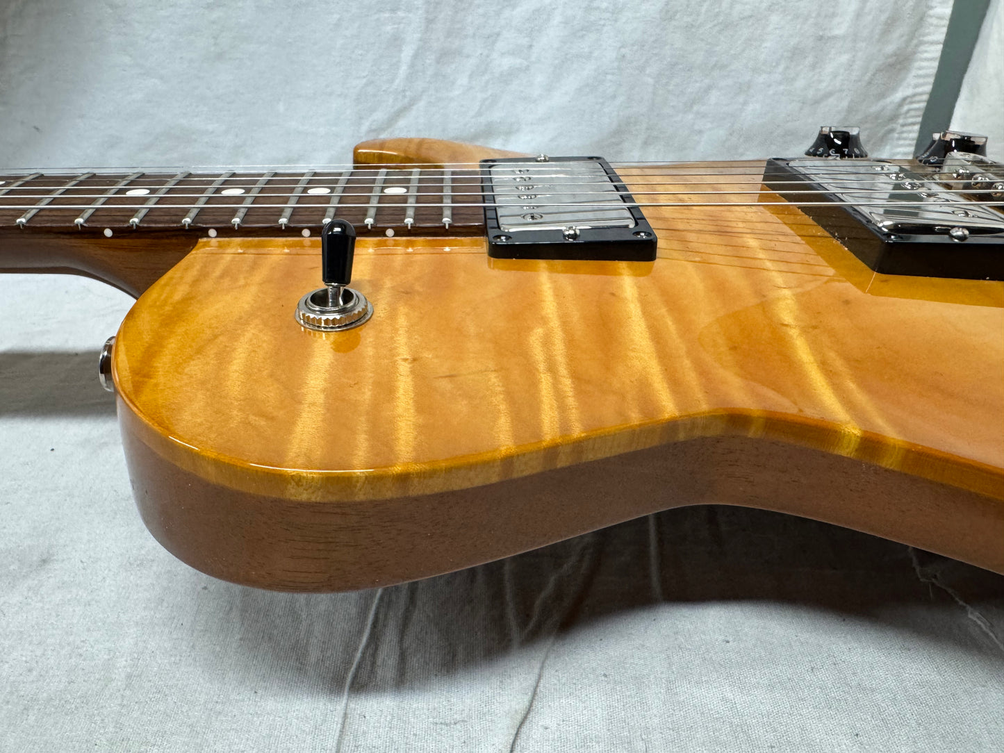 Knaggs Kenai T2 Singlecut Guitar with Case