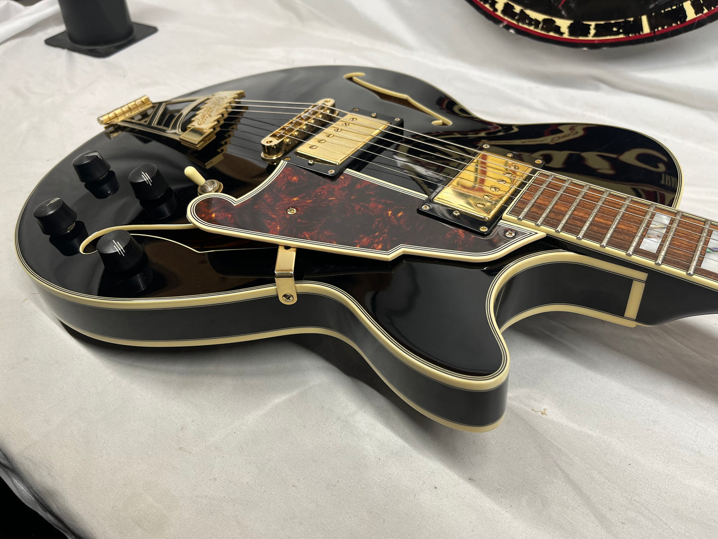 D'Angelico EX-SS Semi-Hollow Body Electric Guitar with Hard Shell Case