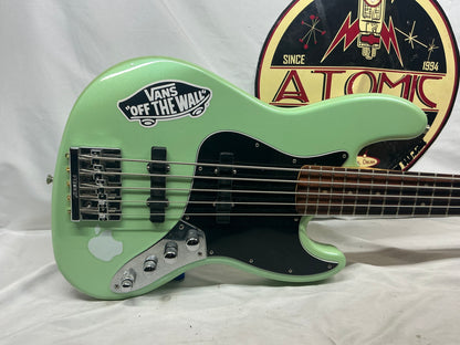 Fender Deluxe Active Jazz Bass V with Pau Ferro Fretboard 2018 - Surf Pearl