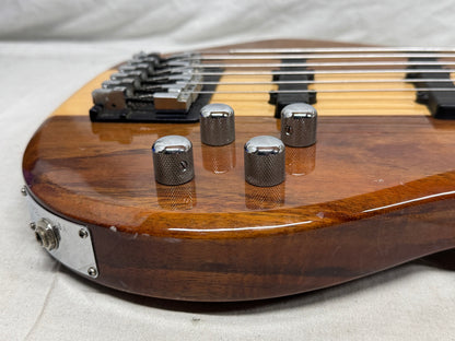 Carvin USA LB-76 lb76 Fretless 6-string Bass with Case
