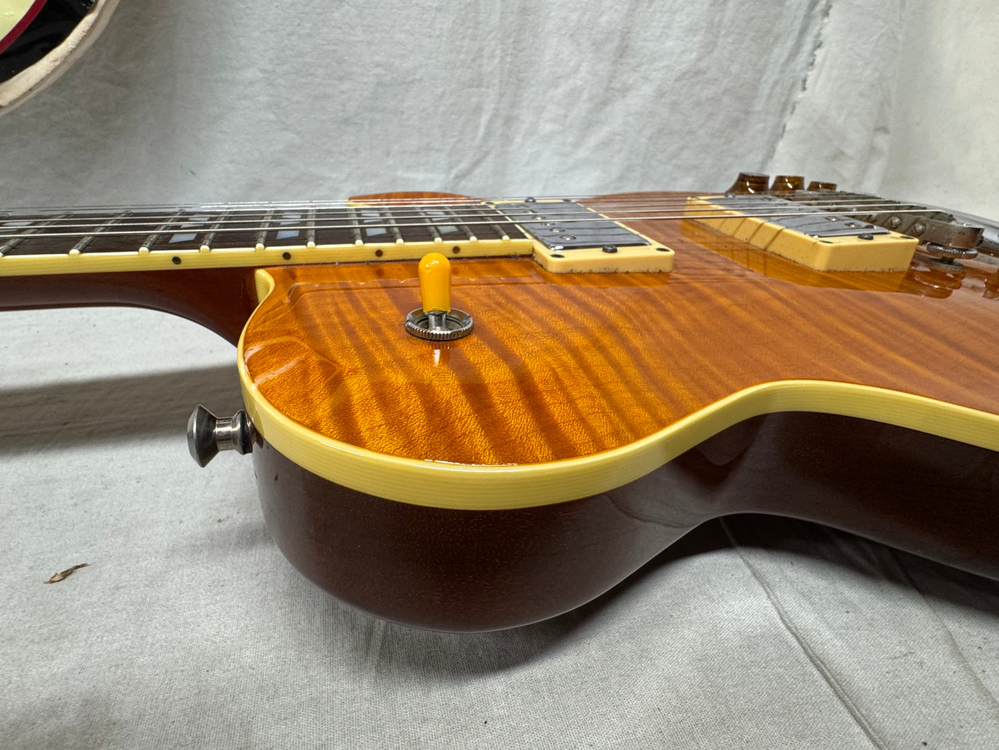 Hamer USA Monaco Super Pro Singlecut Guitar with Case