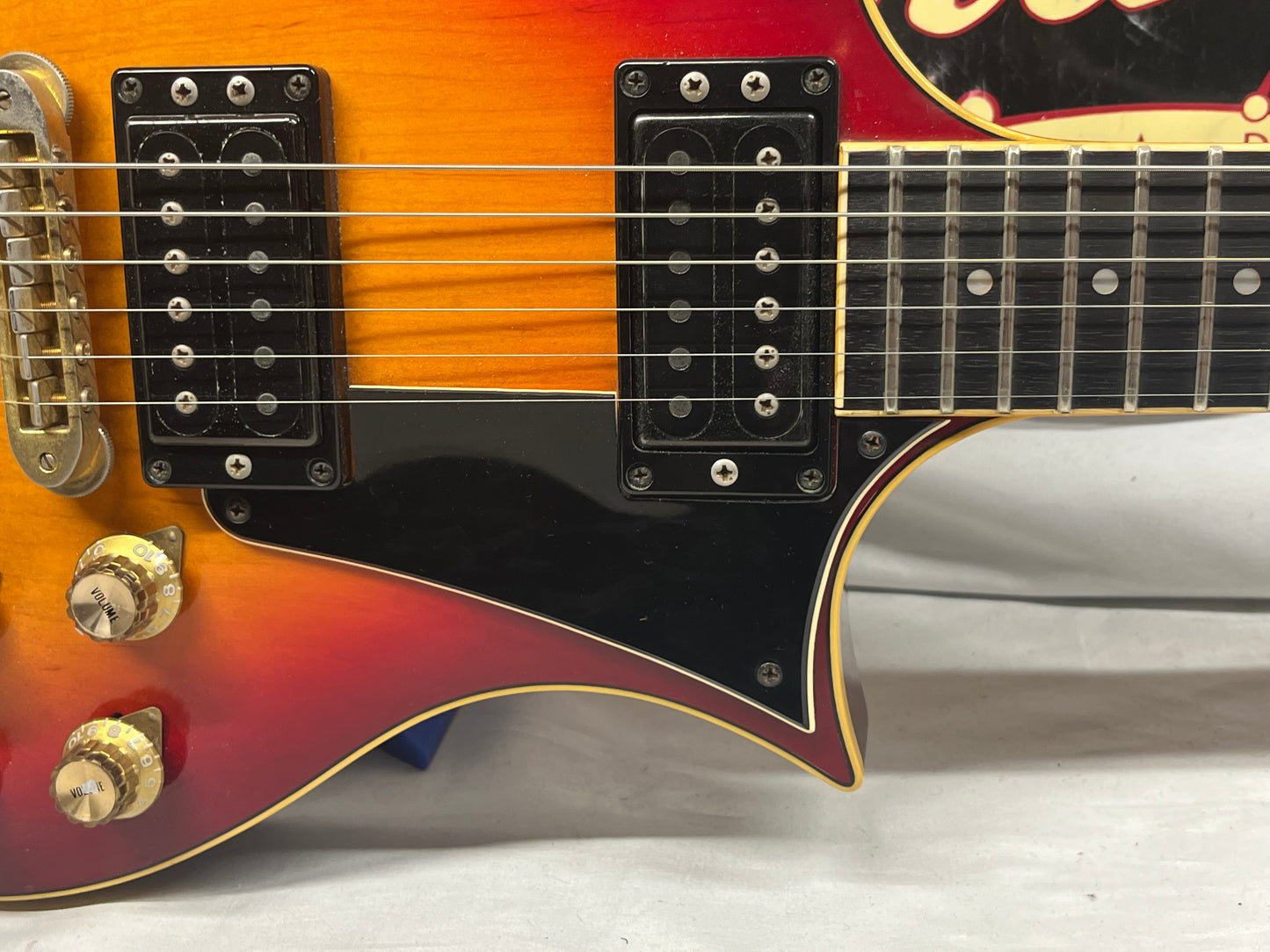 Yamaha SX900A Doublecut Electric Guitar with Case