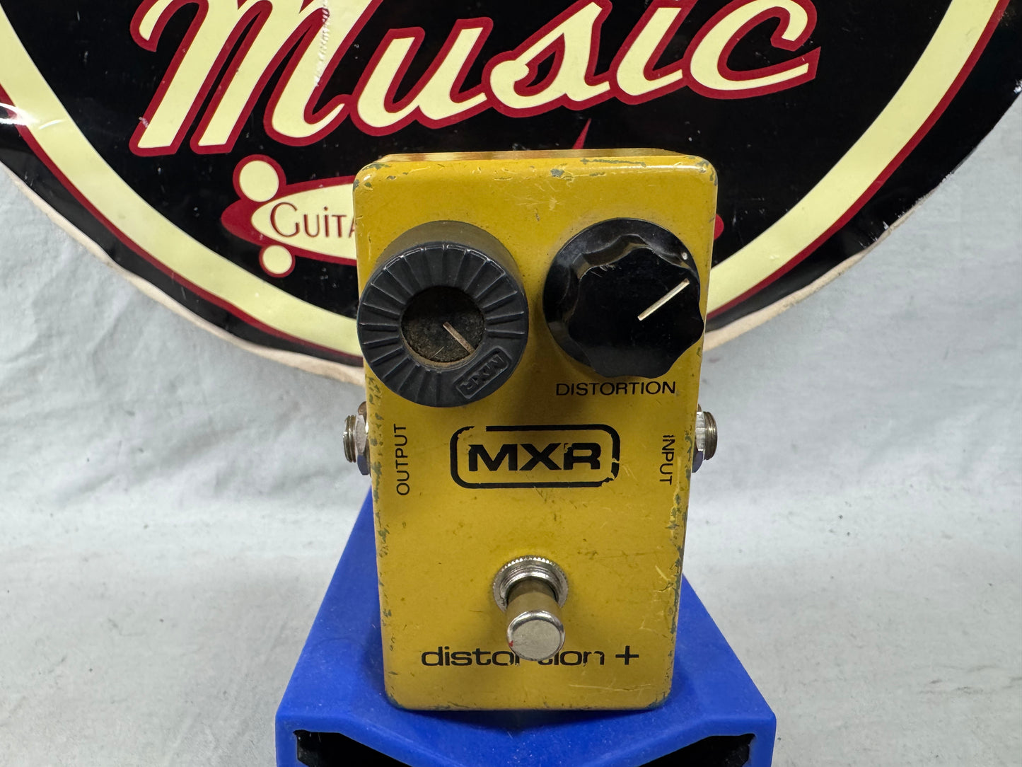 MXR MX-104 mx104 Distortion+ distortion + Plus Pedal Pots date to 1980