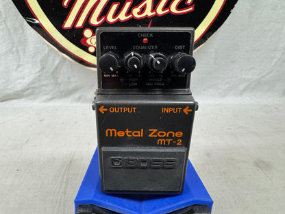 Boss MT-2 mt2 Metal Zone Distortion Pedal 1993