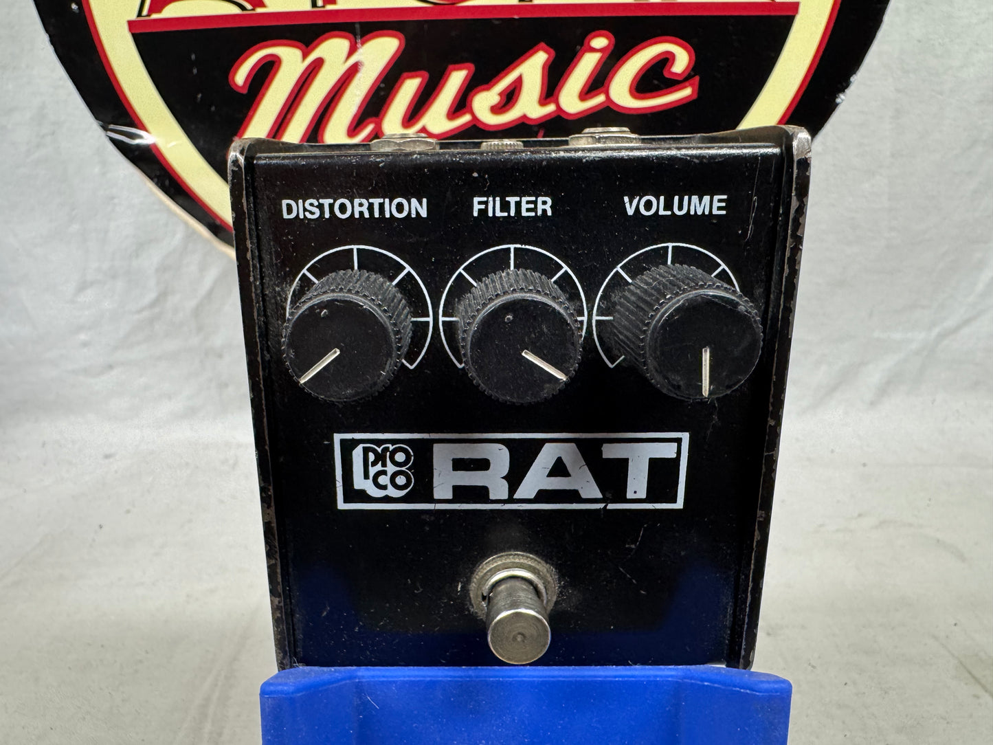 ProCo Rat v3-C version 3-C "No Brackets" Distortion Pedal with LM308 pot codes date to 1987 - *missing rubber feet