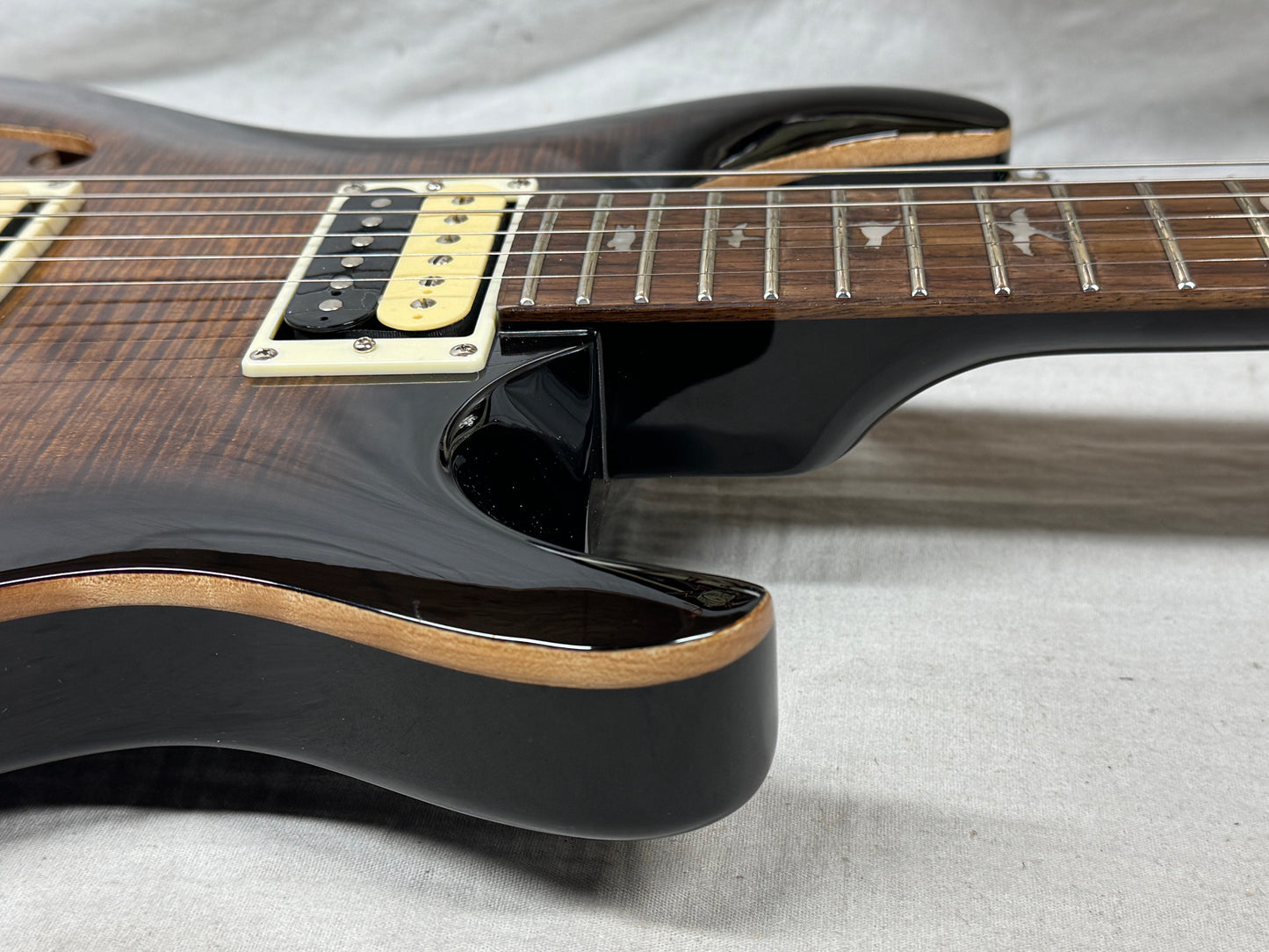 PRS Paul Reed Smith SE Custom 22 SH Semi-Hollow Body semi-hollowbody Guitar with Gig Bag 2022