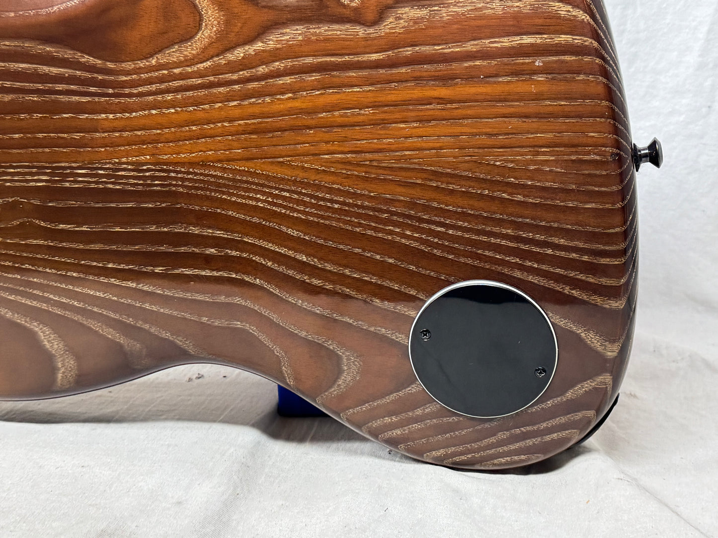 Marco Bass Guitars TFL Singlecut 5-string Bass with John East preamp / handmade Marco pickups