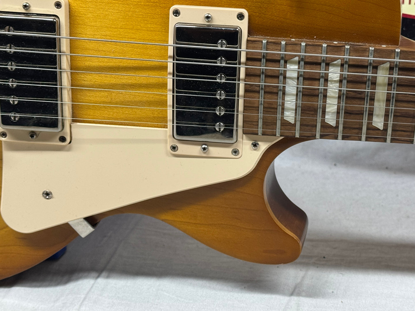 Gibson Les Paul Tribute Guitar 2018