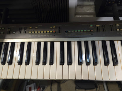 Yamaha PS-55 49-Key Keyboard - Local Pickup Only