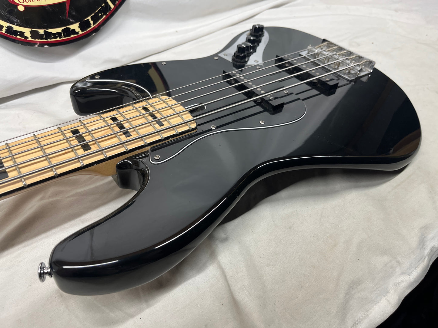 Sire Marcus Miller V7 5-String Electric Bass