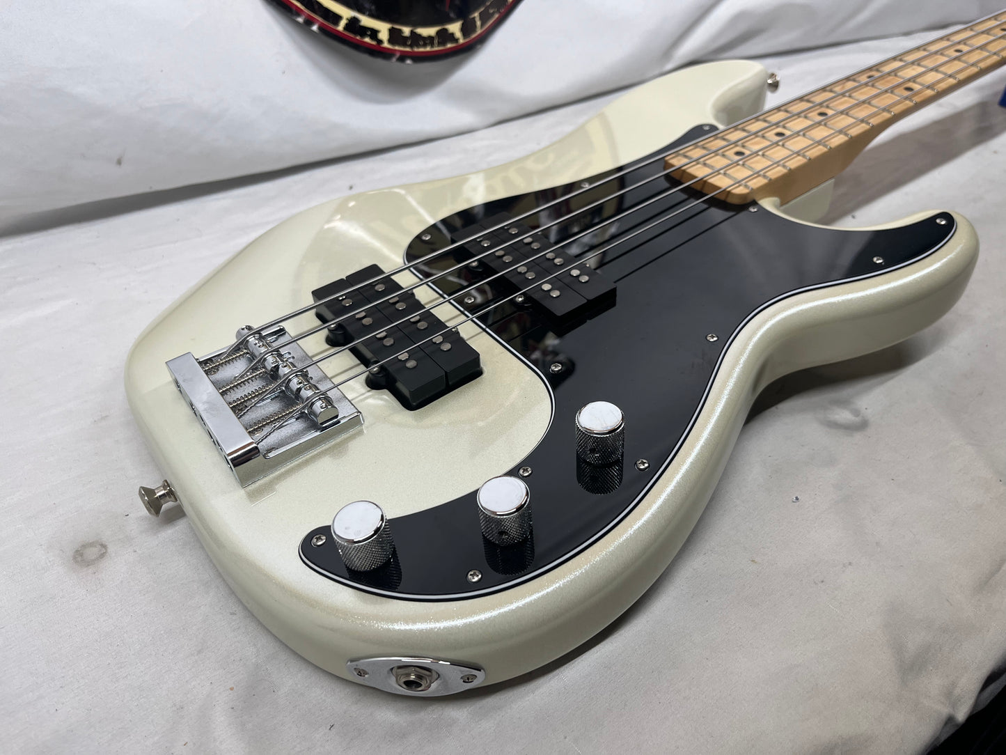 Fender 4-String Electric Precision Bass MIM - Made in Mexico