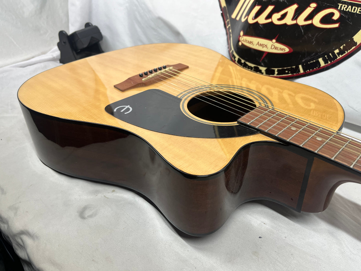 Epiphone J-15 EC Singlecut Acoustic Electric Guitar