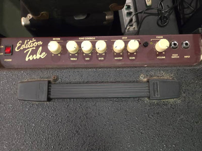 Hughes & Kettner Edition Tube 2-Channel 20-Watt 1x12" Guitar Combo - Image 2