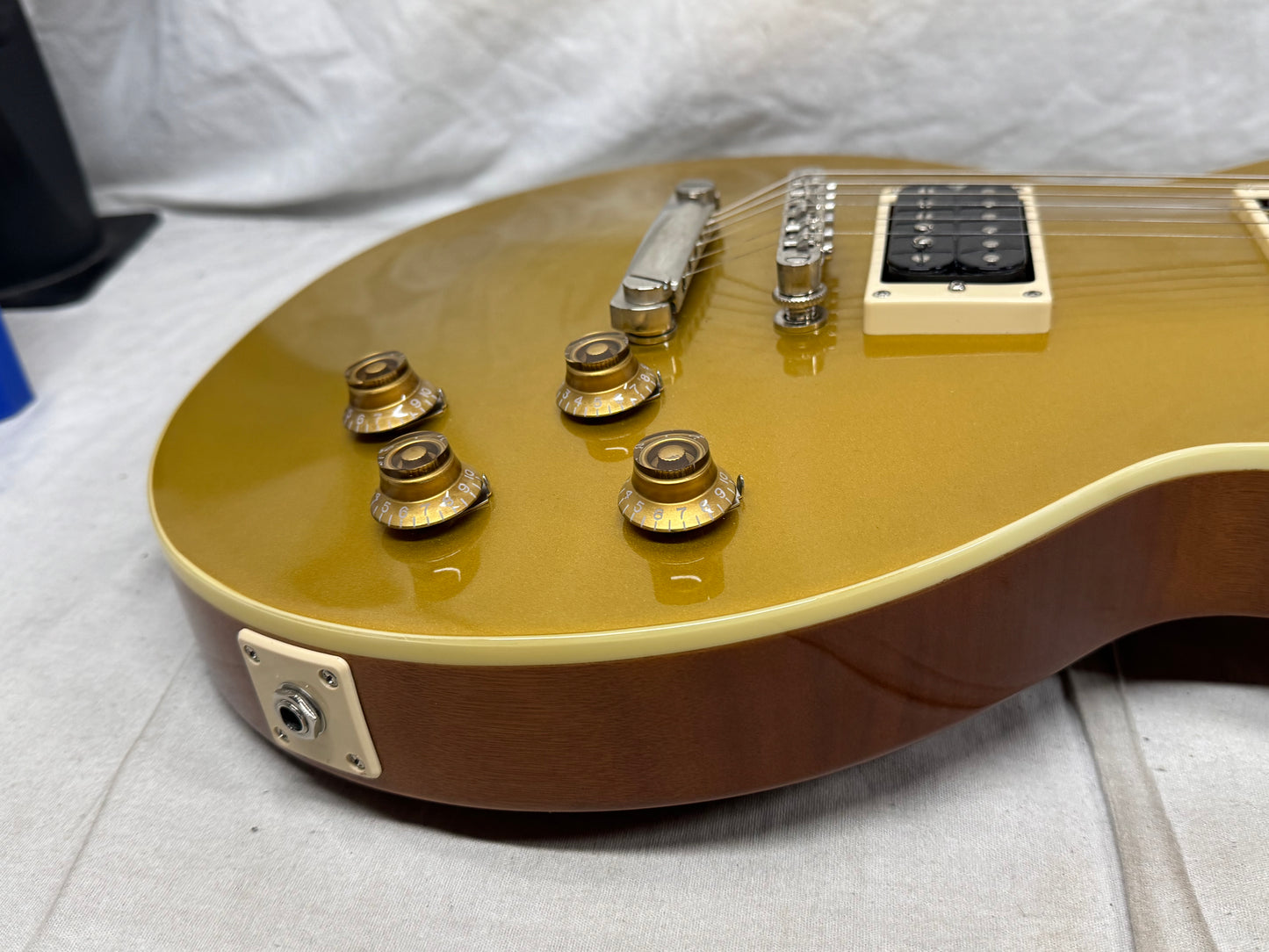 Epiphone Slash "Victoria" Les Paul Standard Guitar with Case 2021 - Gold Top goldtop