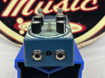 EarthQuaker Devices Silos Delay Pedal