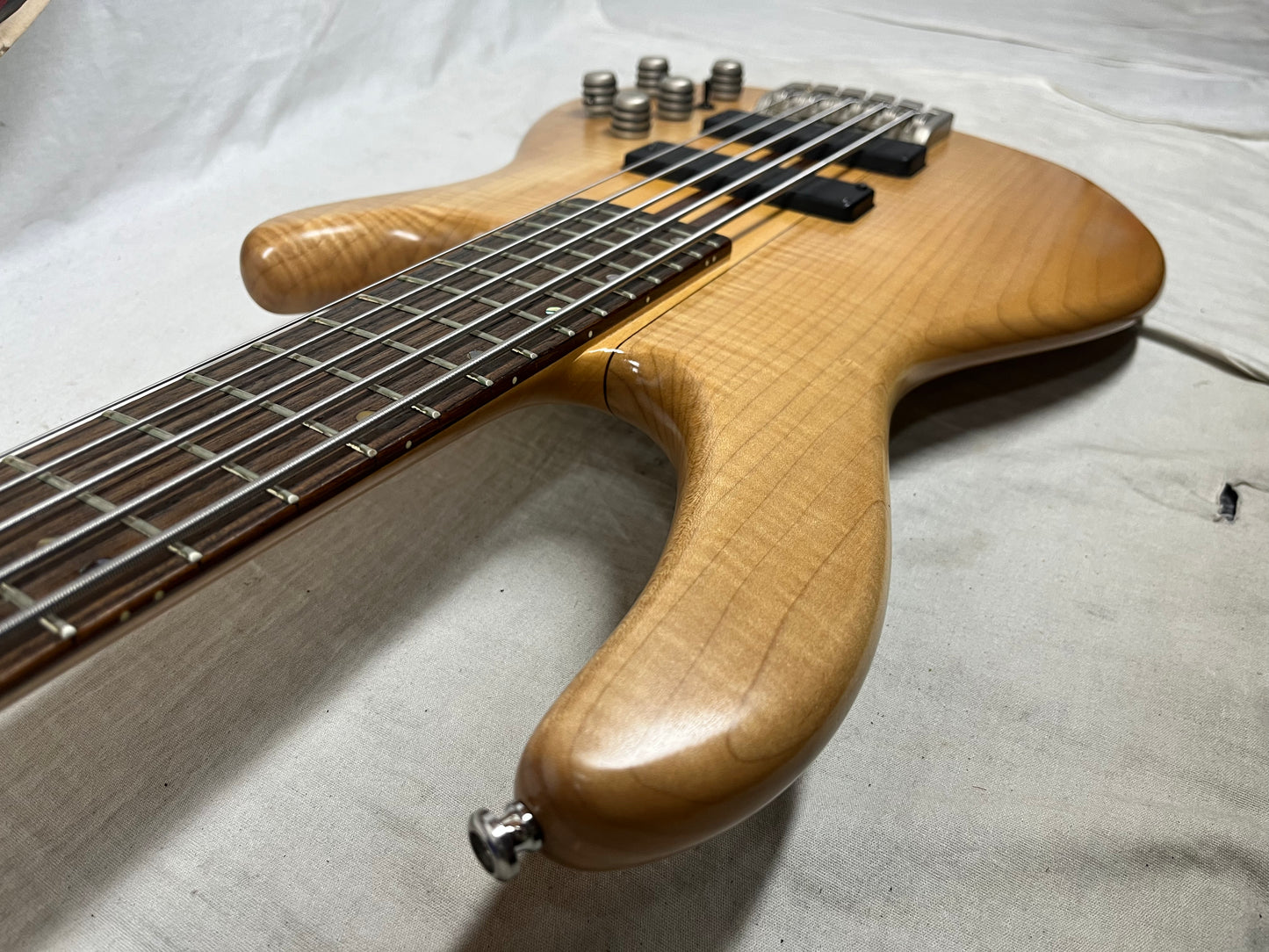 Cort A5 5-String Electric Bass MIK - Made in Korea
