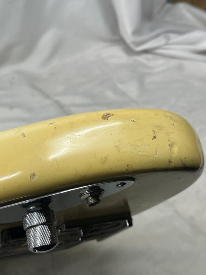 Fender American 4-String Electric Jazz Bass 1977 with Hard Case - Split in Fretboard only at the first fret *see photos*