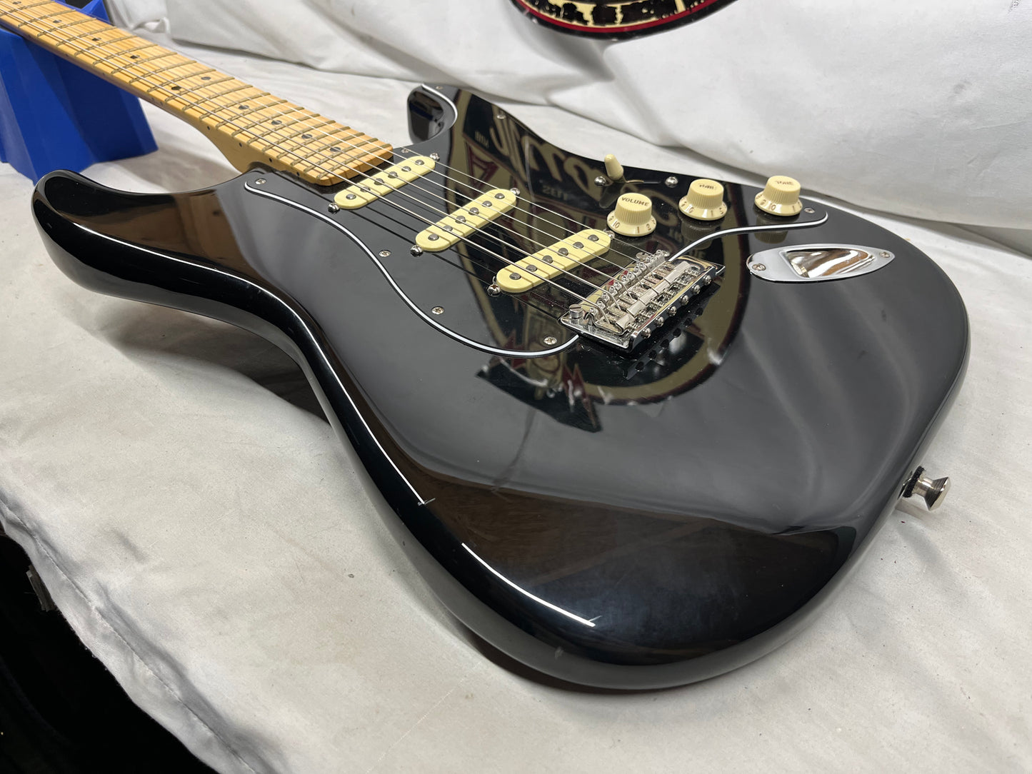 Fender Special Edition Player Stratocaster strat Electric Guitar MIM - Made in Mexico - Black
