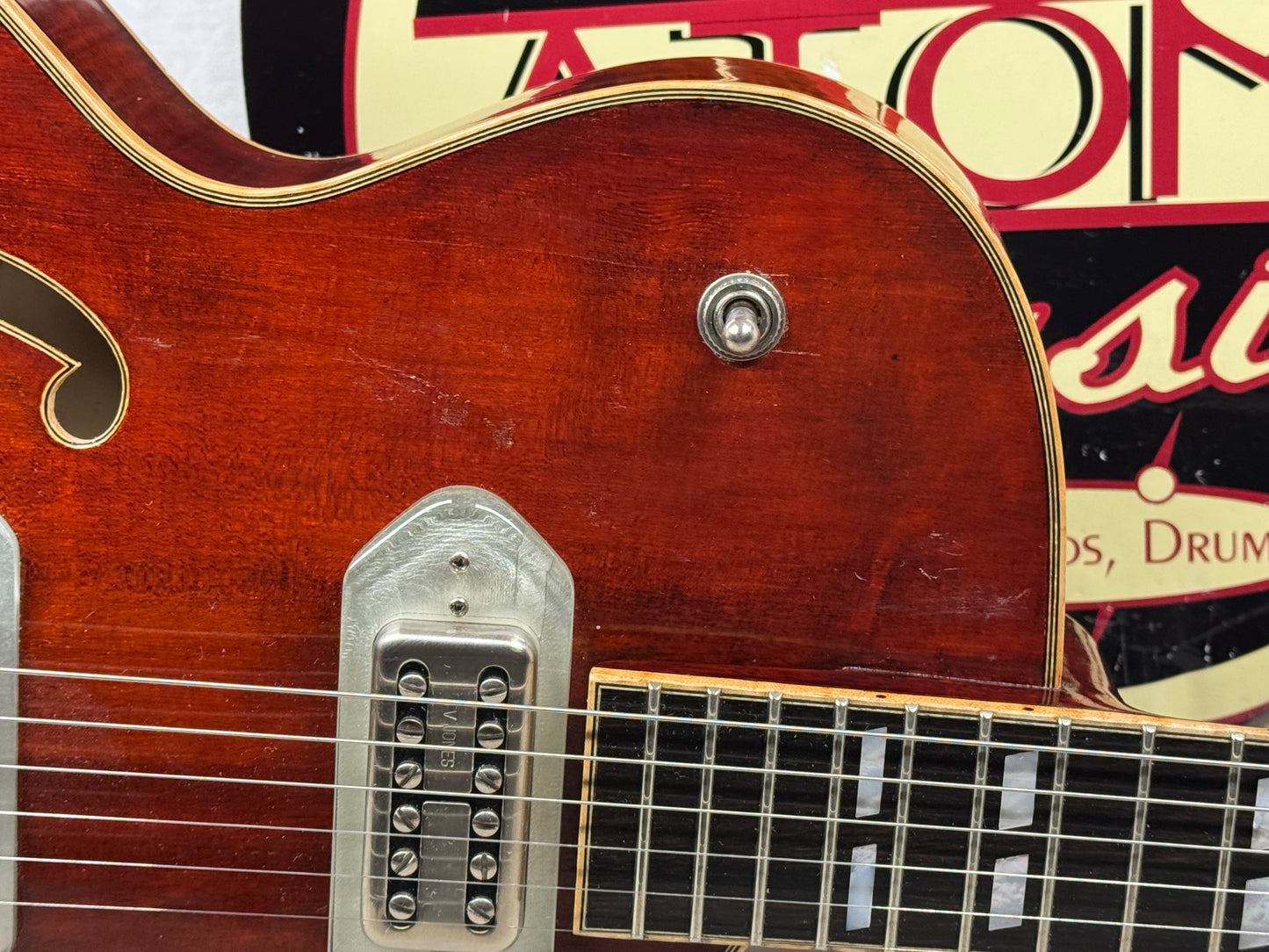 Eastman T58/V t 58 Archtop Hollowbody Guitar with Case