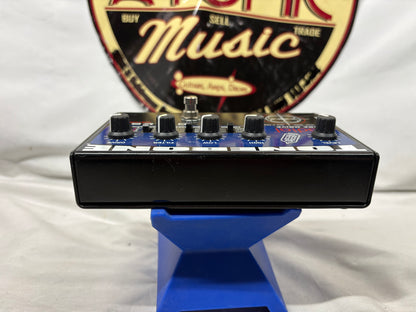 Radial Engineering ToneBone Series Classic Distortion Pedal with Power Supply