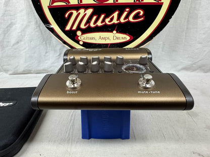 LR Baggs l.r. Venue Full Isolation D.I. di Acoustic Instrument Preamp Pedal with Soft Case - Image 3