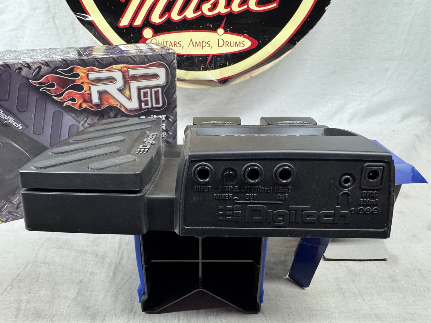 DigiTech RP90 rp 90 Modeling Guitar Processor Multi-Effects Pedal with Power Supply + Box