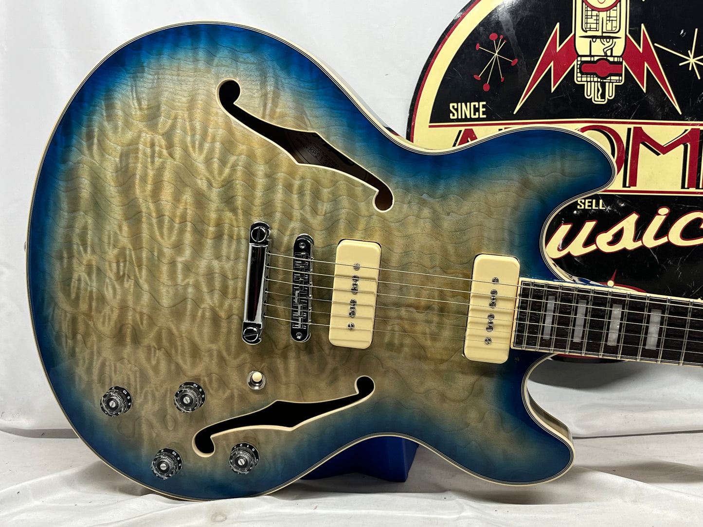 D'Angelico DAPDCBLBCSCB9EX Doublecut Semi-Hollow Body Electric Guitar