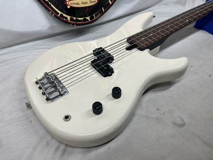 Yamaha RBX-200 4-String Doublecut Electric Bass - Image 17