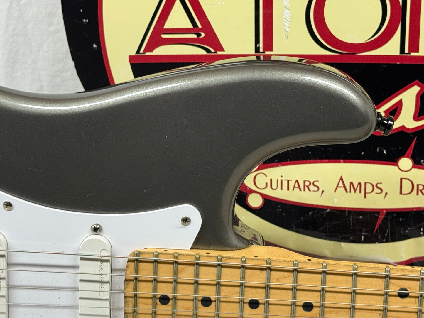 Fender USA Eric Clapton Stratocaster Guitar with Case - Lace Sensor Pickups 1993 - Pewter / Maple neck