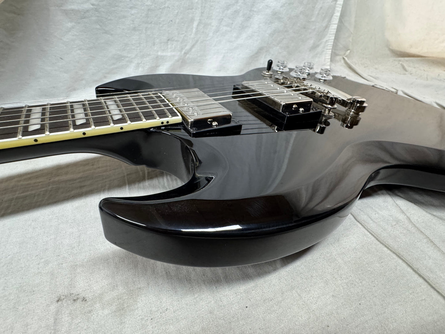Epiphone SG Custom Modern Figured Guitar with Case 2021 - Transluscent Ebony Burst