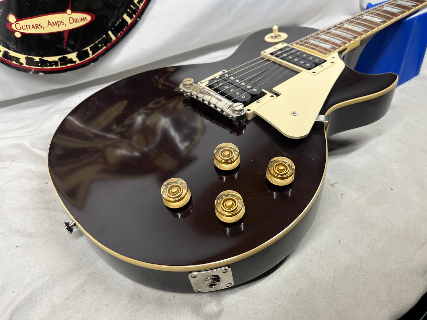 Epiphone Jeff Beck Signature Series Les Paul Standard Electric Guitar with Hard Case - Oxblood