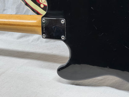 Fender MusicMaster music master Guitar 1961 - Black (likely re-fin'd) / Maple neck