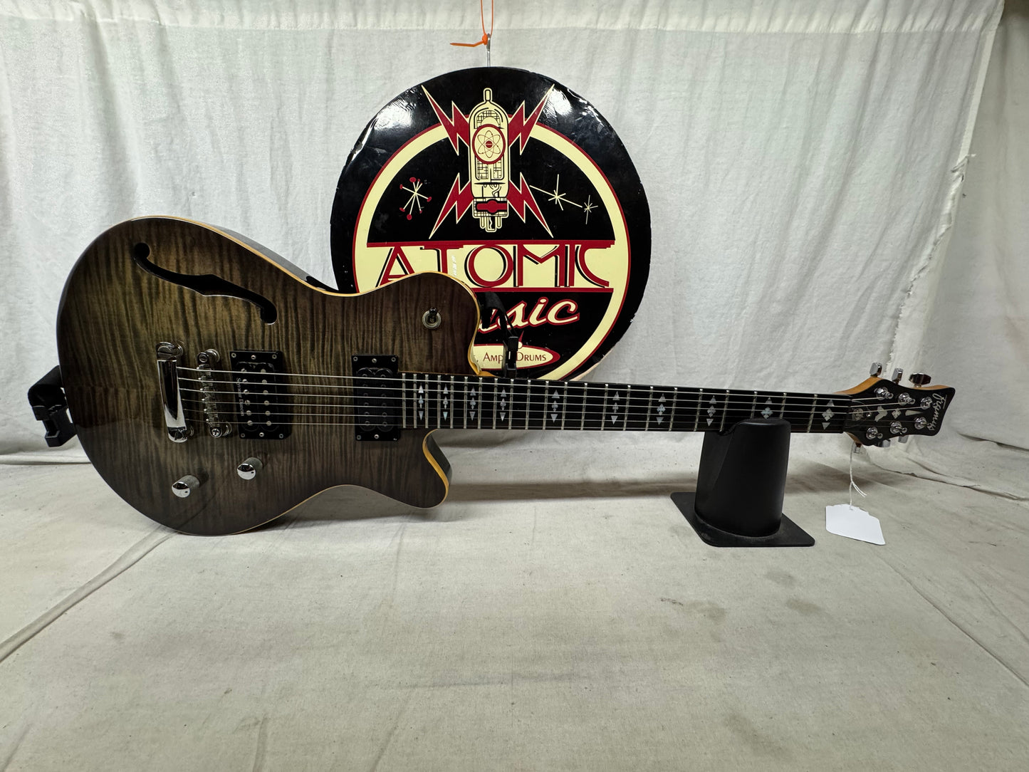 Framus Panthera Classic Semi-Hollowbody Guitar with Case