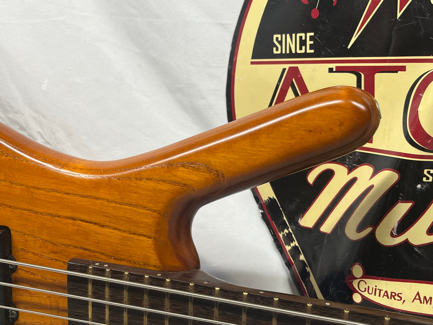 Warwick Corvette Standard 4-String Electric Bass - Babinga Neck 1996 with Hard Case