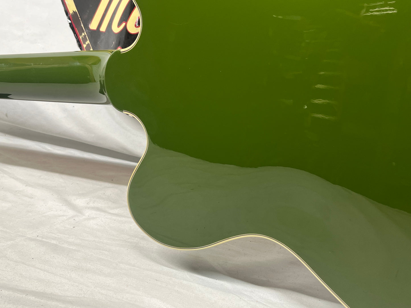 Gretsch Streamliner G2622T Semi-Hollow Body Electric Guitar - Torino Green with Case