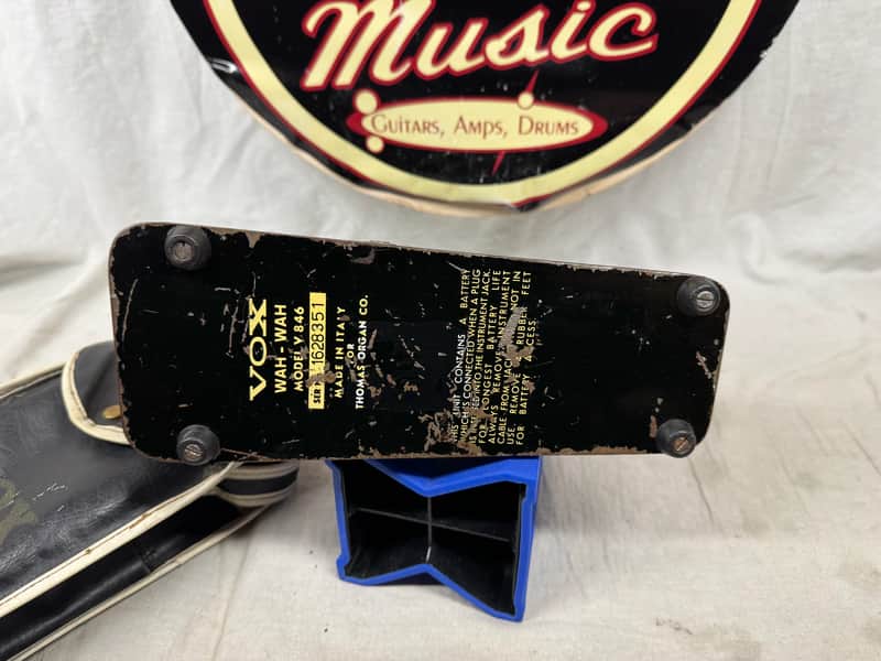 Vox V846 Wah Wah Pedal with Sheath - Image 11
