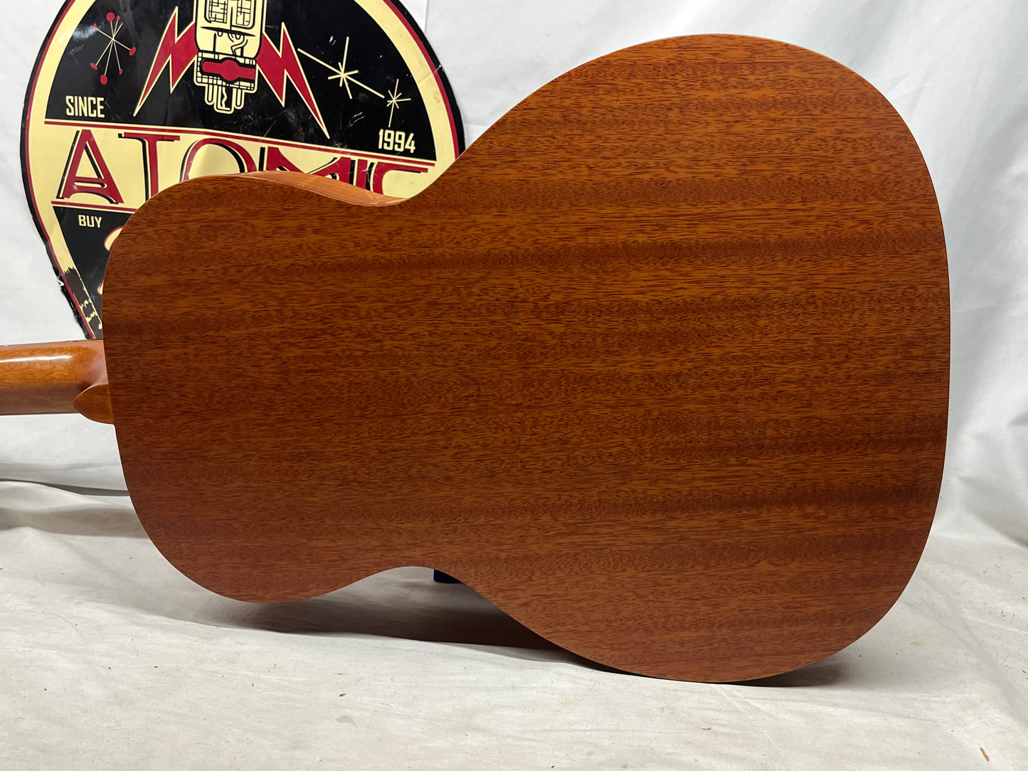 Gretsch G9200 Boxcar Round-Neck Acoustic Resonator Guitar
