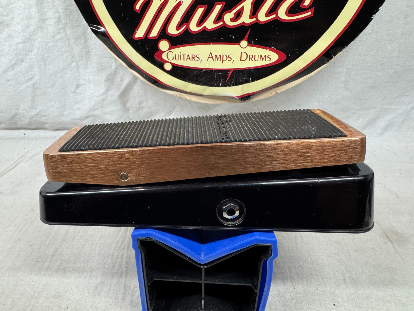Dunlop JB95 Joe Bonamassa Cry Baby crybaby Wah Pedal - missing rubber feet