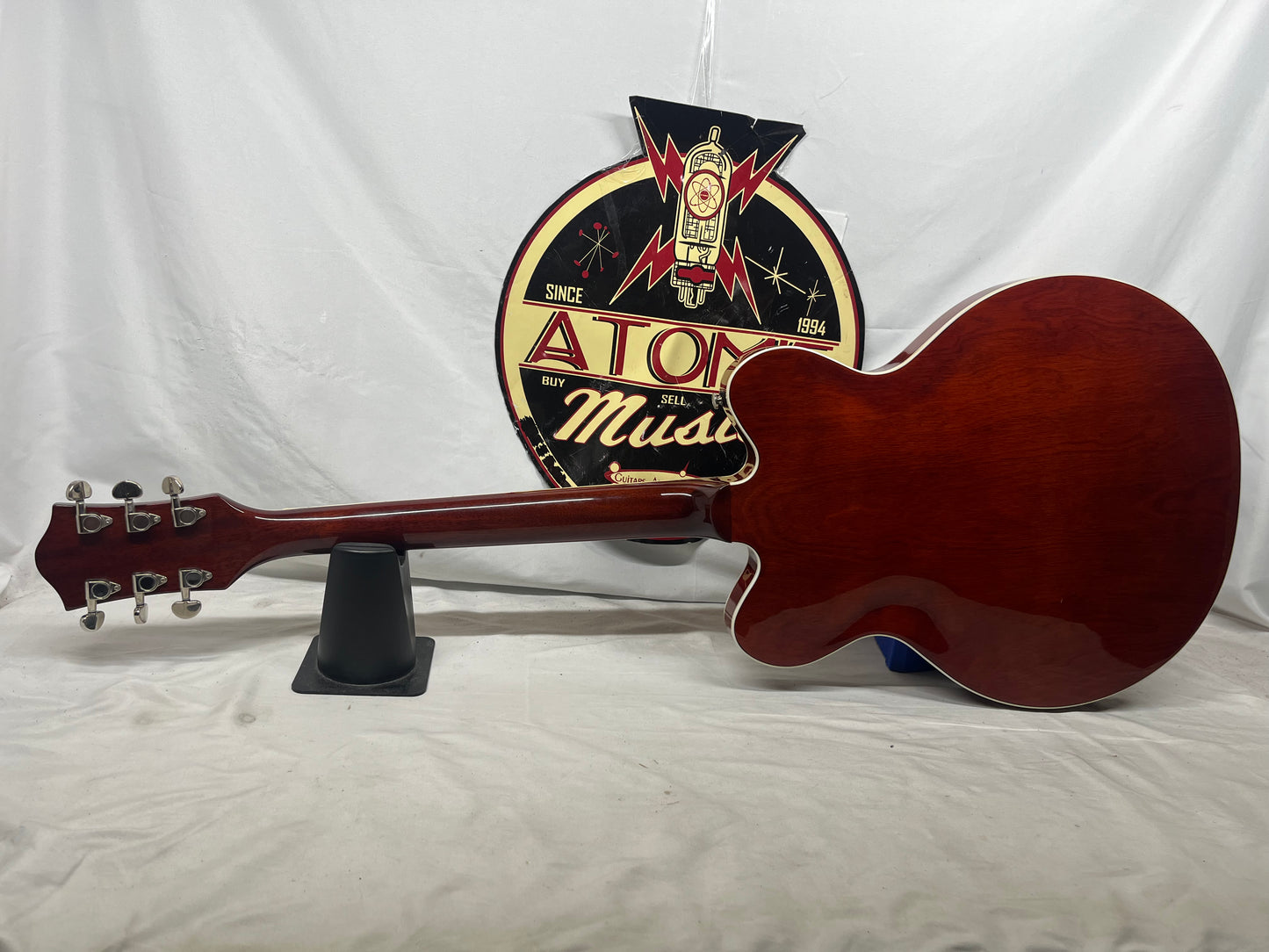 Gretsch Streamliner G2622 Semi-Hollow Body Electric Guitar