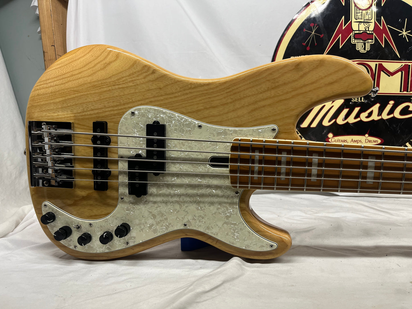 Sire Marcus Miller P8 5-String Electric Bass with Sire Gig Bag 2025