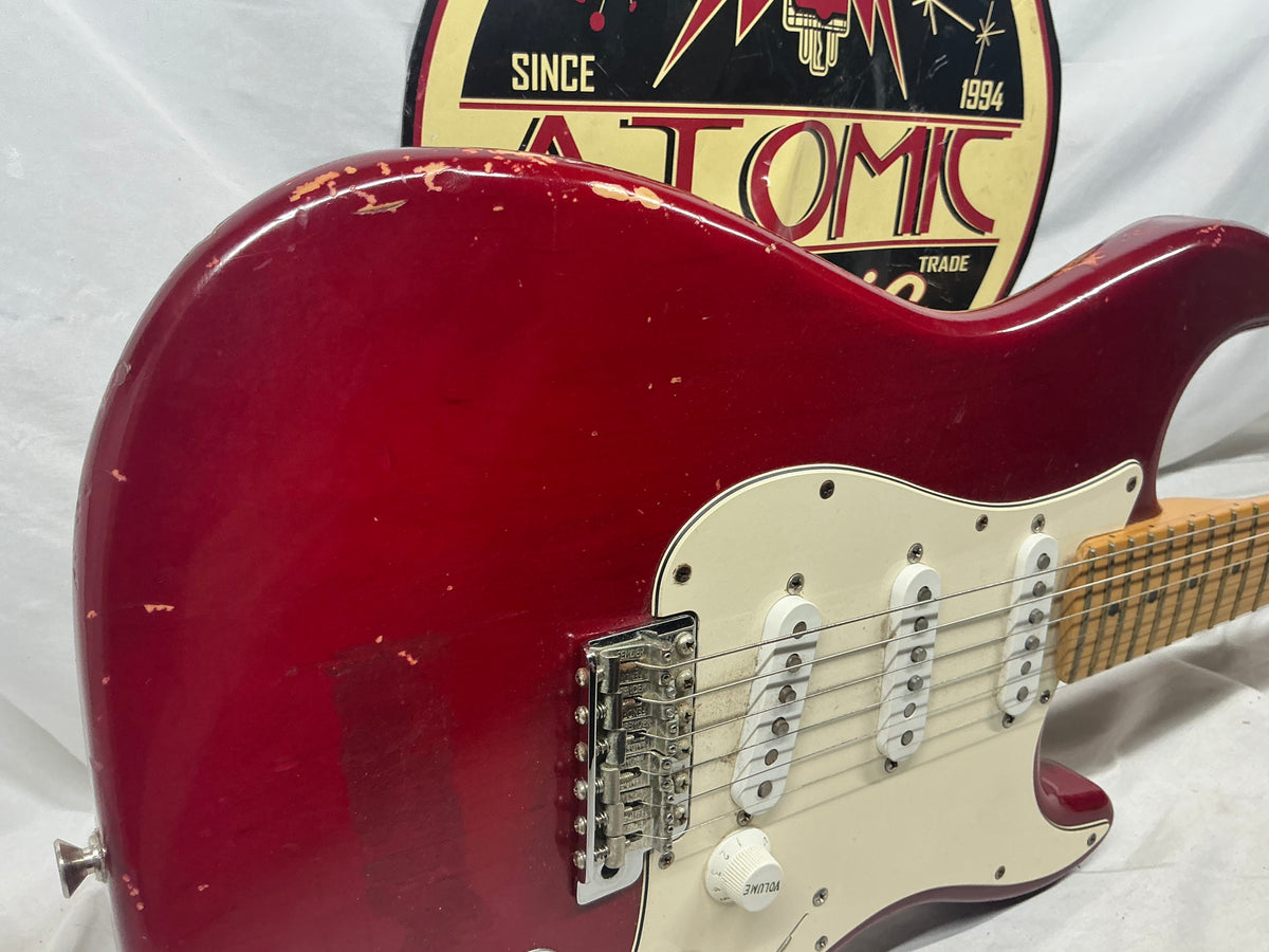 Fender Highway One Stratocaster Guitar 2002 - Crimson Red Transparent / Maple neck