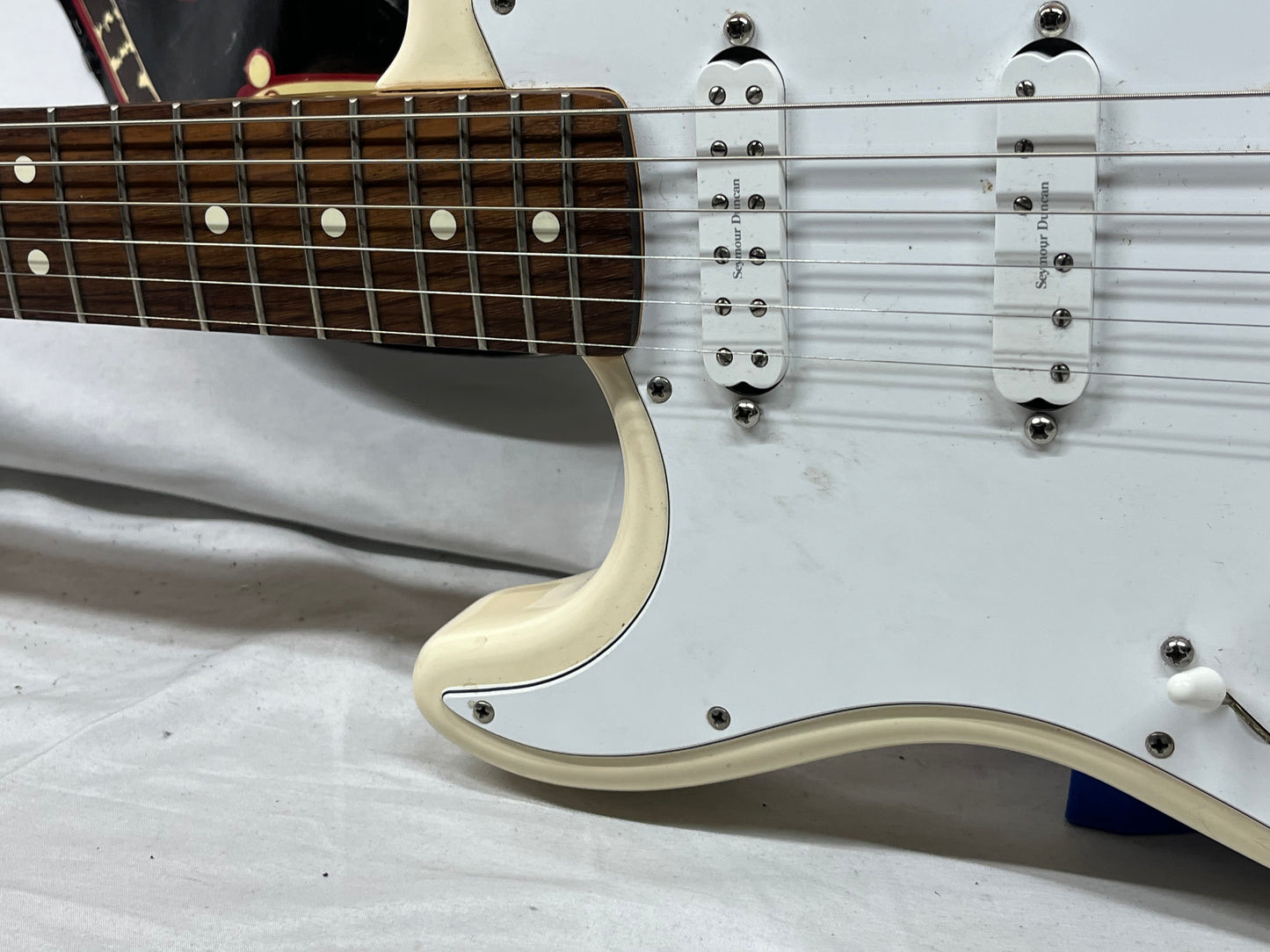 Fender Standard Stratocaster Strat Left Handed Lefty Electric Guitar - Arctic White