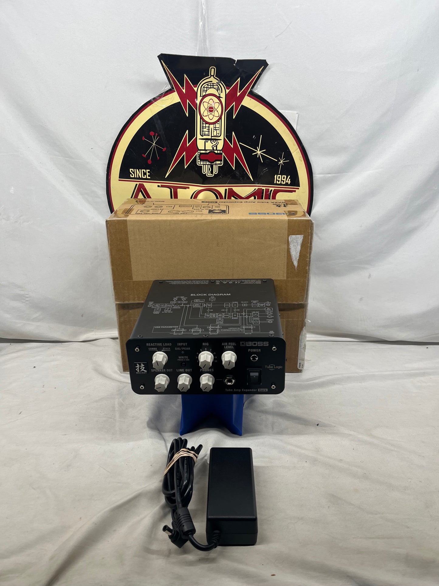 Boss Waza Craft Tube Amp Expander Core Reactive Load Box Attenuator with Box and Power Supply