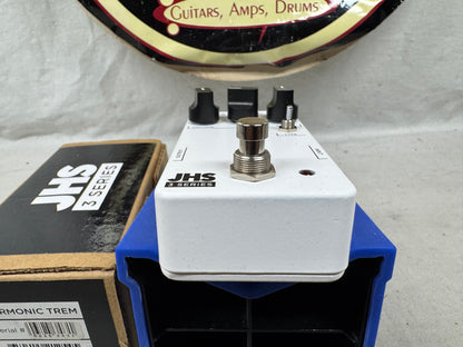 JHS Pedals 3 Series Harmonic Trem Tremolo Pedal with Box