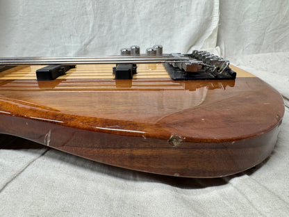 Carvin USA LB-76 lb76 Fretless 6-string Bass with Case