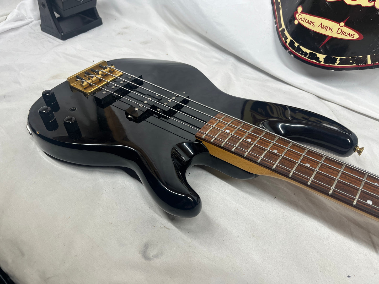 Fender 4-String Electric Jazz Bass Special MIJ - Made in Japan