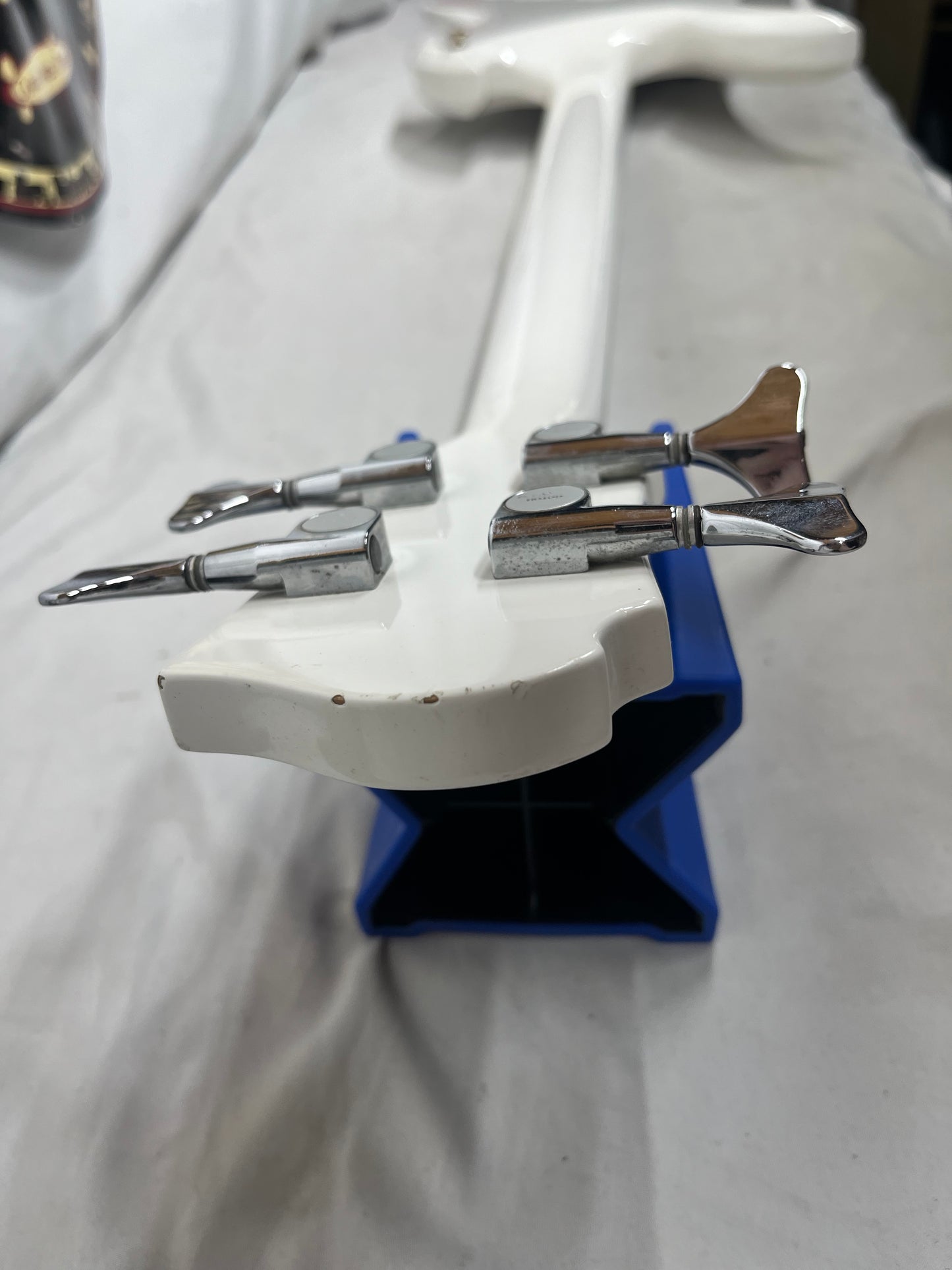 Burny Mockingbird 4-String Electric Bass