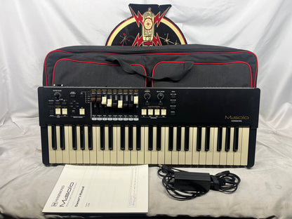 Hammond M-Solo 49-Key Portable Organ with Bag and Power Supply