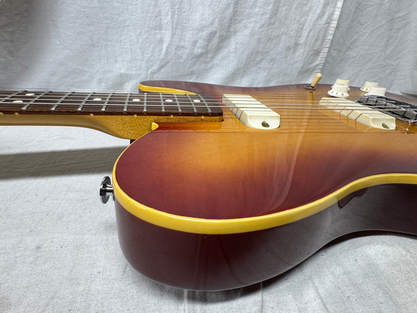 Fender USA Elite Telecaster Guitar with Case 1983 - Sienna Sunburst / Rosewood fingerboard